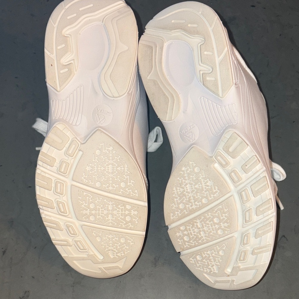 Snow White Zeba Shoes For Ultimate Comfort And Fashion. View 5
